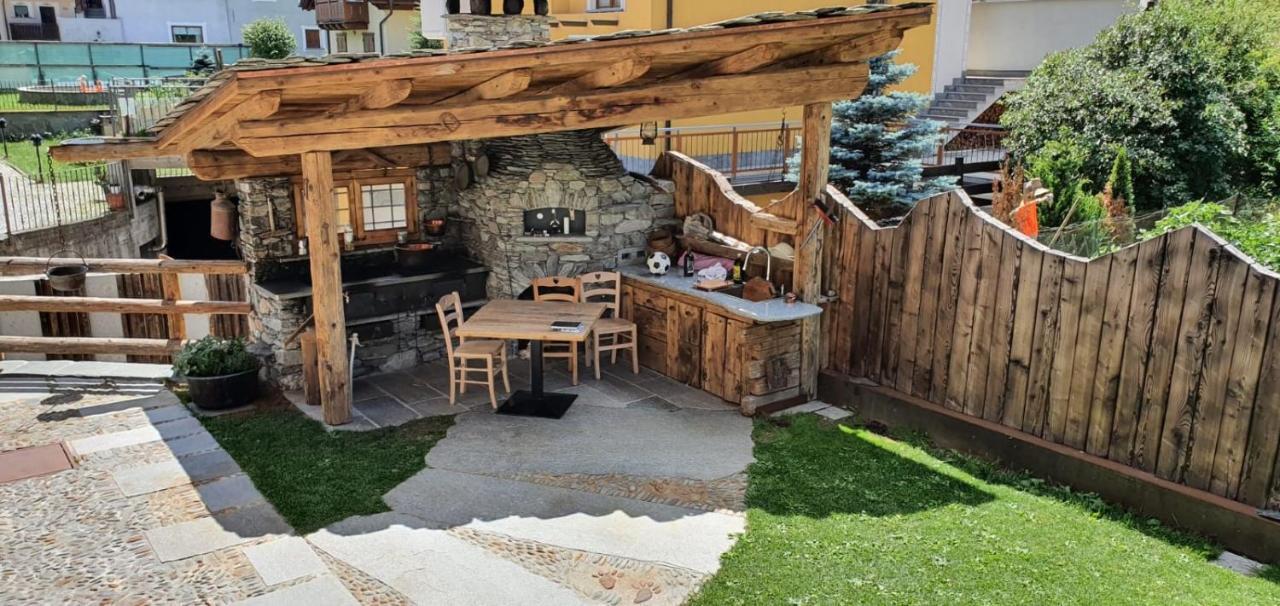 Al Bait Da Lucia Bormio Bed & Breakfast ภายนอก รูปภาพ